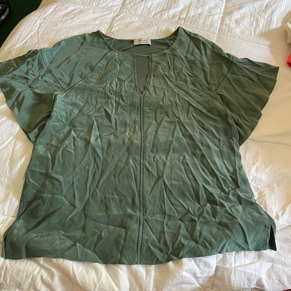 Cute Professional Blouse. - image 2